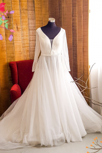 20YS01WL01 Mia Plus LS Satin Strap V neck Tulle A line aPlus Size Bride Malaysia Derss Rental, Simple wedding dress malaysia, ROM wedding gown Kuala Lumpur,