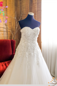 71XNWL01 Plus Illusion Neck Fit and Flare A line d Plus Size Wedding Dress Malaysia,