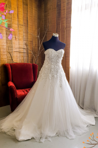 71XNWL01 Plus Illusion Neck Fit and Flare A line f Plus Size Wedding Dress Malaysia,