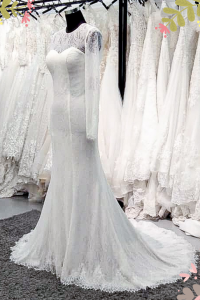 812BY03W01 Ellye Long Sleeves Chantilly lace trumpet zip 13 Full lace wedding dress malaysia, Petite Bridal Wedding Dress rental Kuala Lumpur, Sexy Wedding Gown Malaysia,