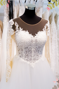 910LLW08 Sabrina LS baroque Princess Soft tulle 13 ROM wedding dress rental Malaysia, Simple wedding dress malaysia, ROM wedding gown Kuala Lumpur, Garden wedding reception Malaysia,